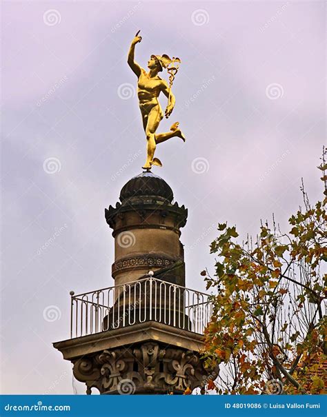 gold hermes statue stuttgart|Stuttgart, Germany .